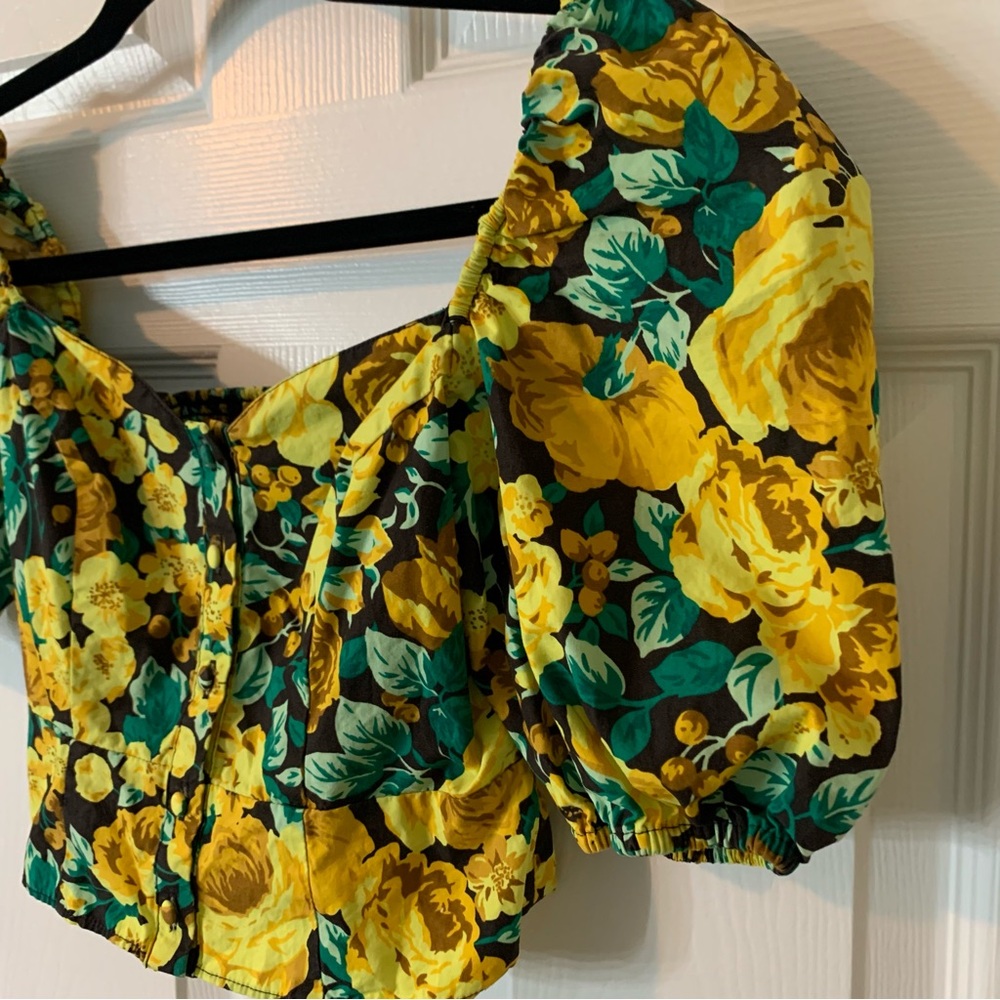 Laura Ashley x Urban Outfitters Yellow Floral Smocked Crop Top, size XS - Picture 4 of 7
